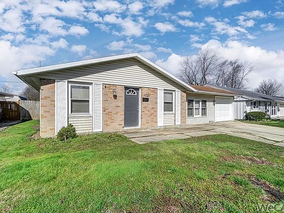 2nd image of 1731 Bermuda Dr