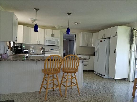 2nd image of 1167 W Baffin Dr