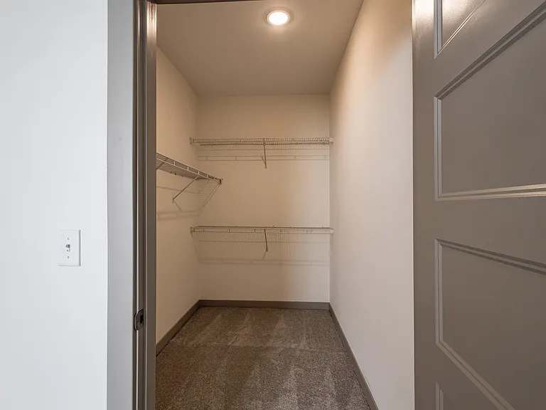 Allure Apartments — Photo 73