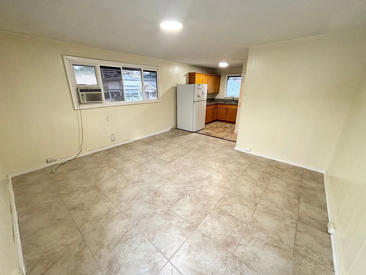 Building Photo - 1436 Lunalilo St