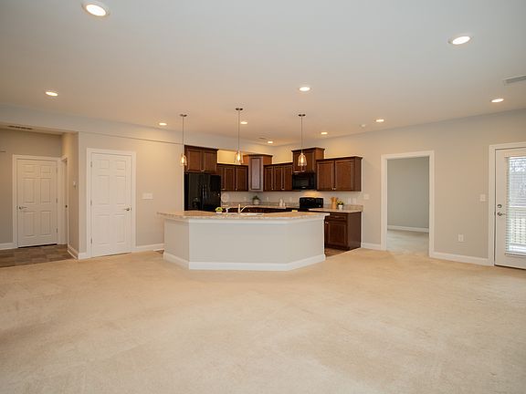 4th image of 31 Gables East Way APT 202