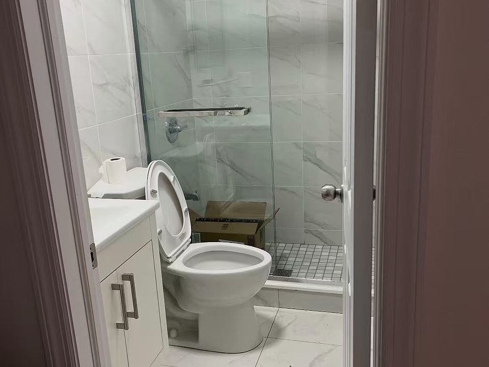 1st image of 15311 60th Ave Floor 1