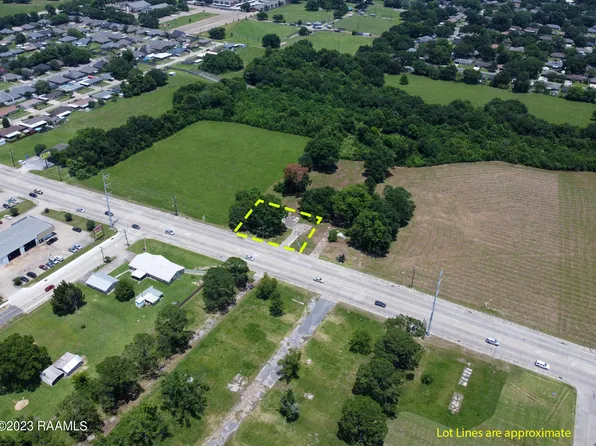 2111 Ambassador Caffery Pkwy, Lafayette, LA 70506