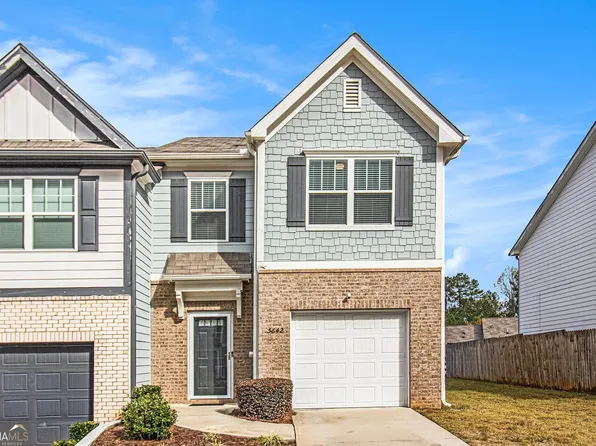 5642 Union Pointe Dr, Union City, GA 30291