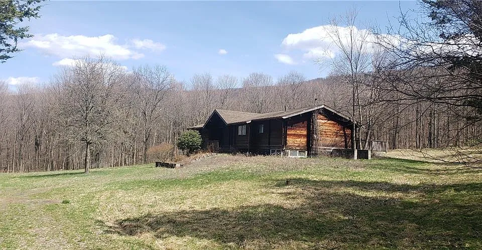 15 Woodard Rd