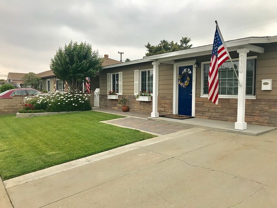 Outstanding Curb appeal
