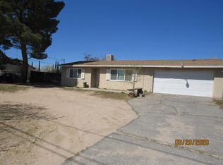 9104 Roble Ave, Hesperia, CA 92345
