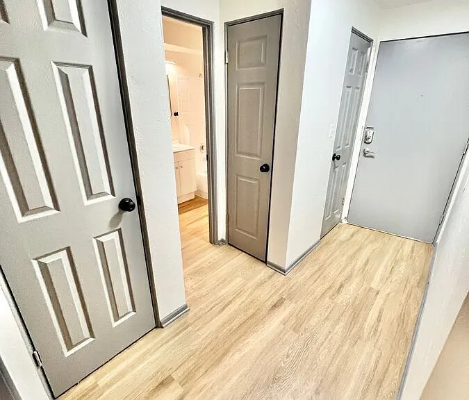 1540 N Raleigh St #103 — Photo 8