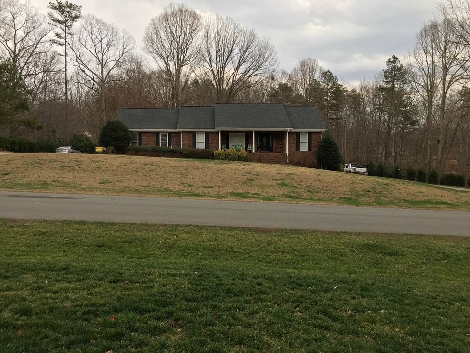 1st image of 114 Miss Ellie Ln