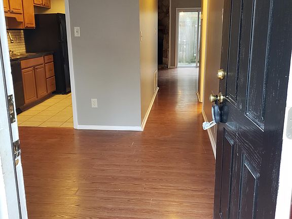 2nd image of 6320 Holcomb Way APT D
