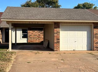 3010 Forestridge Dr, Enid, OK 73701