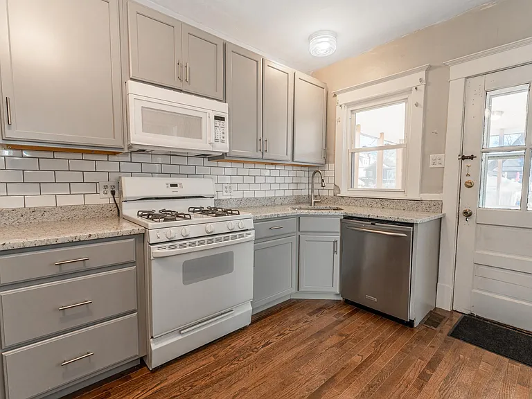 1104 Yale Ave — Photo 15