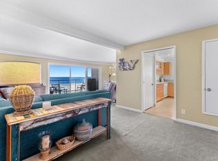 22130 E Cliff Dr APT 2D, Santa Cruz, CA