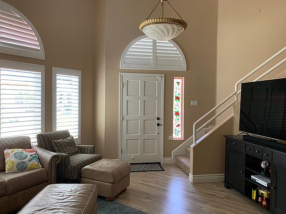 2nd image of 33 Egret Ln
