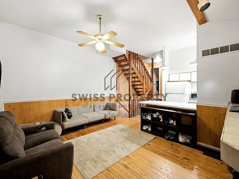 275 E 16th Ave — Photo 3