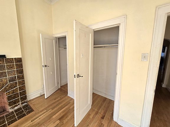 3rd image of 627 Willoughby Ave APT 2