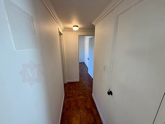 5th image of 324 E Figueroa St APT B