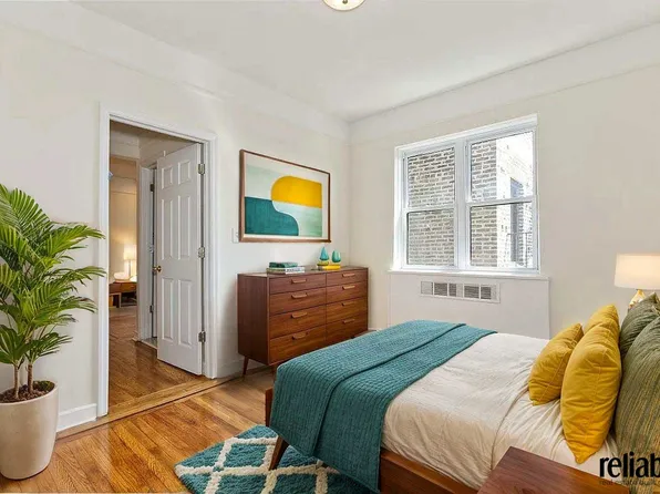 130 Bayridge Parkway image 5 of 9