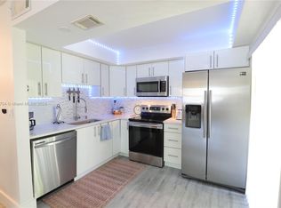 20210 NE 3rd Ct APT 1, Miami, FL 33179