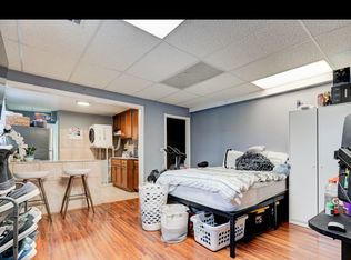 6211 26th St #2F, Berwyn, IL 60402