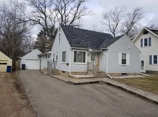 3716 Oakland Dr, Kalamazoo, MI 49008