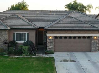 12703 Stablegate Dr, Bakersfield, CA 93312