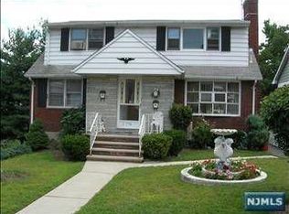 798 Harvard Pl, Cliffside Park, NJ 07010