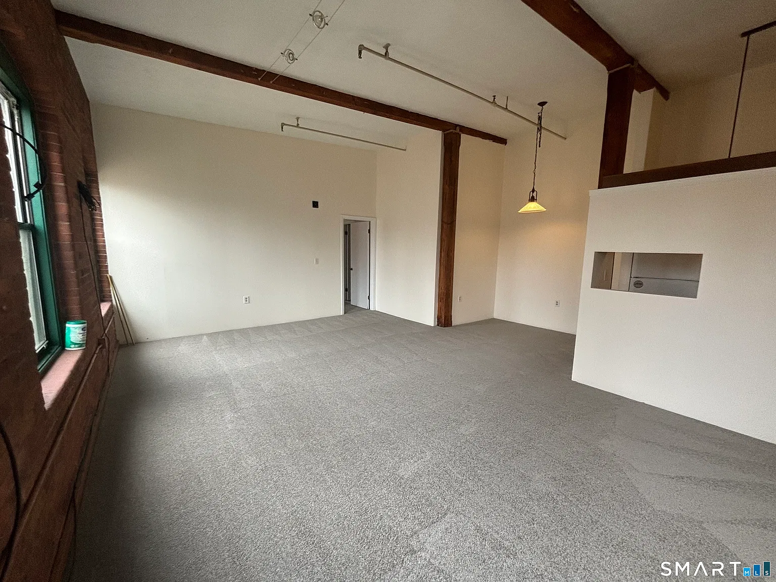 2 bed, 2.0 bath, 936 sqft, $1,800 — Photo 2