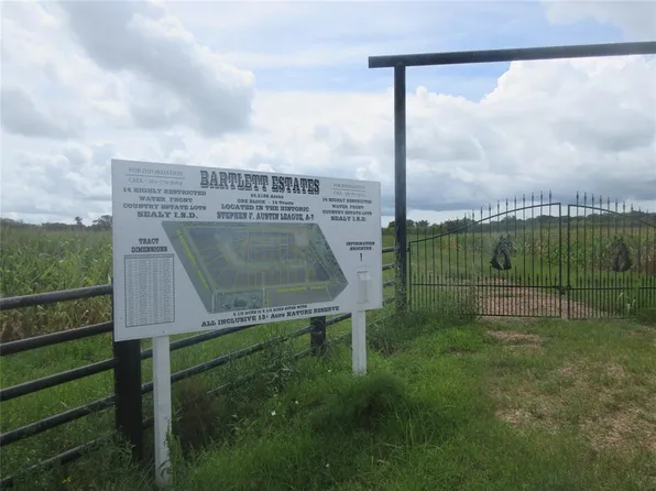 1804 Bartlett Rd, Sealy, TX 77474