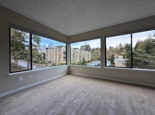 10101 SE 3rd St APT 307, Bellevue, WA 98004