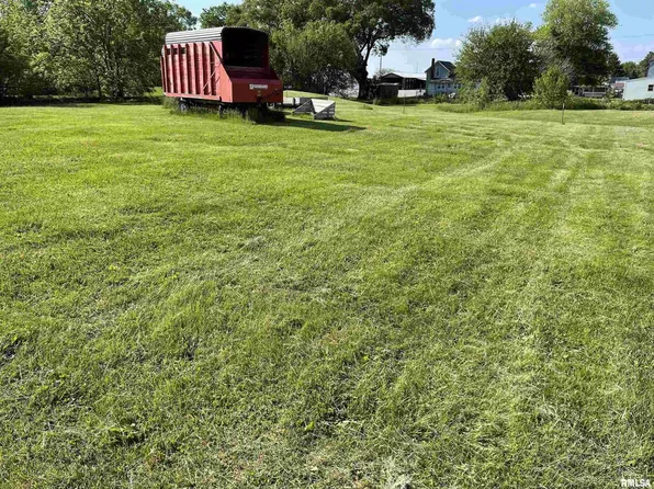 508 E Quarry St, Maquoketa, IA 52060