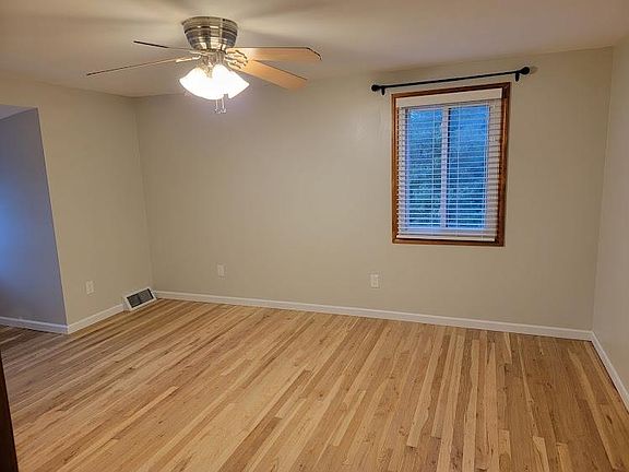 3rd image of 4714 McBane Ct