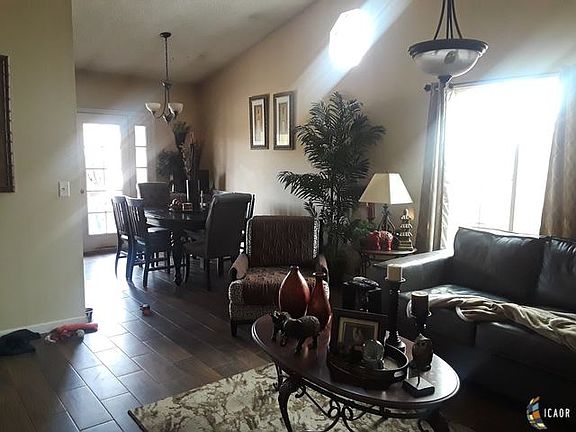 4th image of 417 Arroyo Seco Ln
