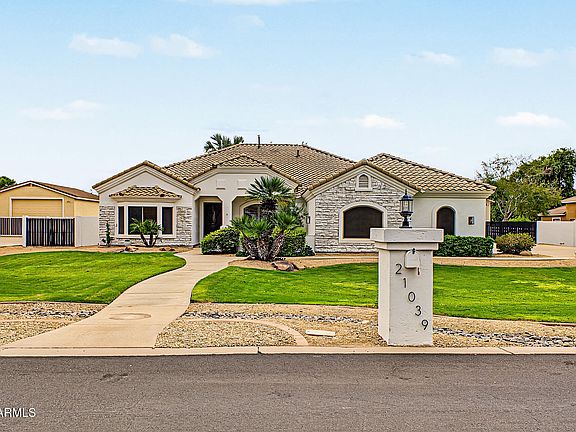 3rd image of 21039 E PUMMELOS Road