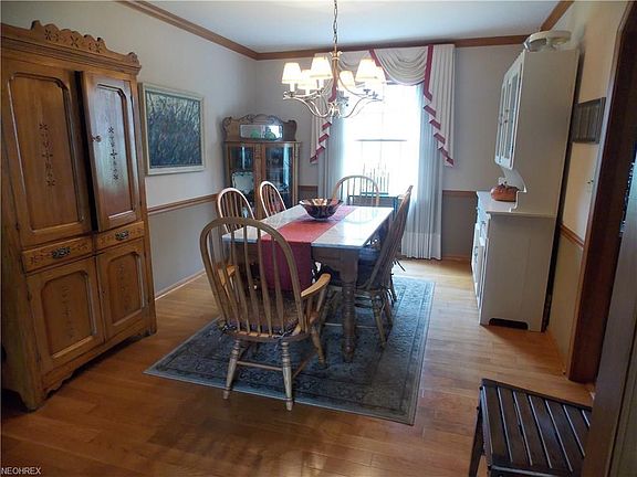 4th image of 21731 Jonathan Dr