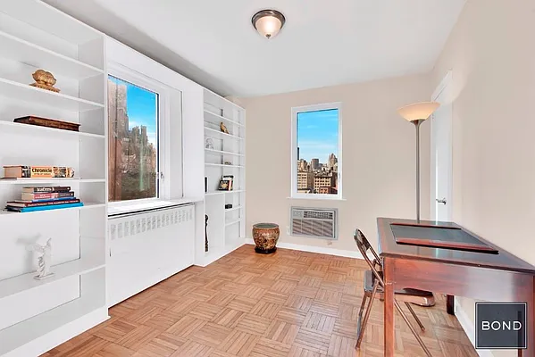 Sold by Bond New York | media 11