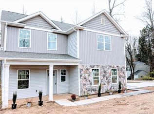 13104 Biltmore Dr, Charlotte, NC 28262