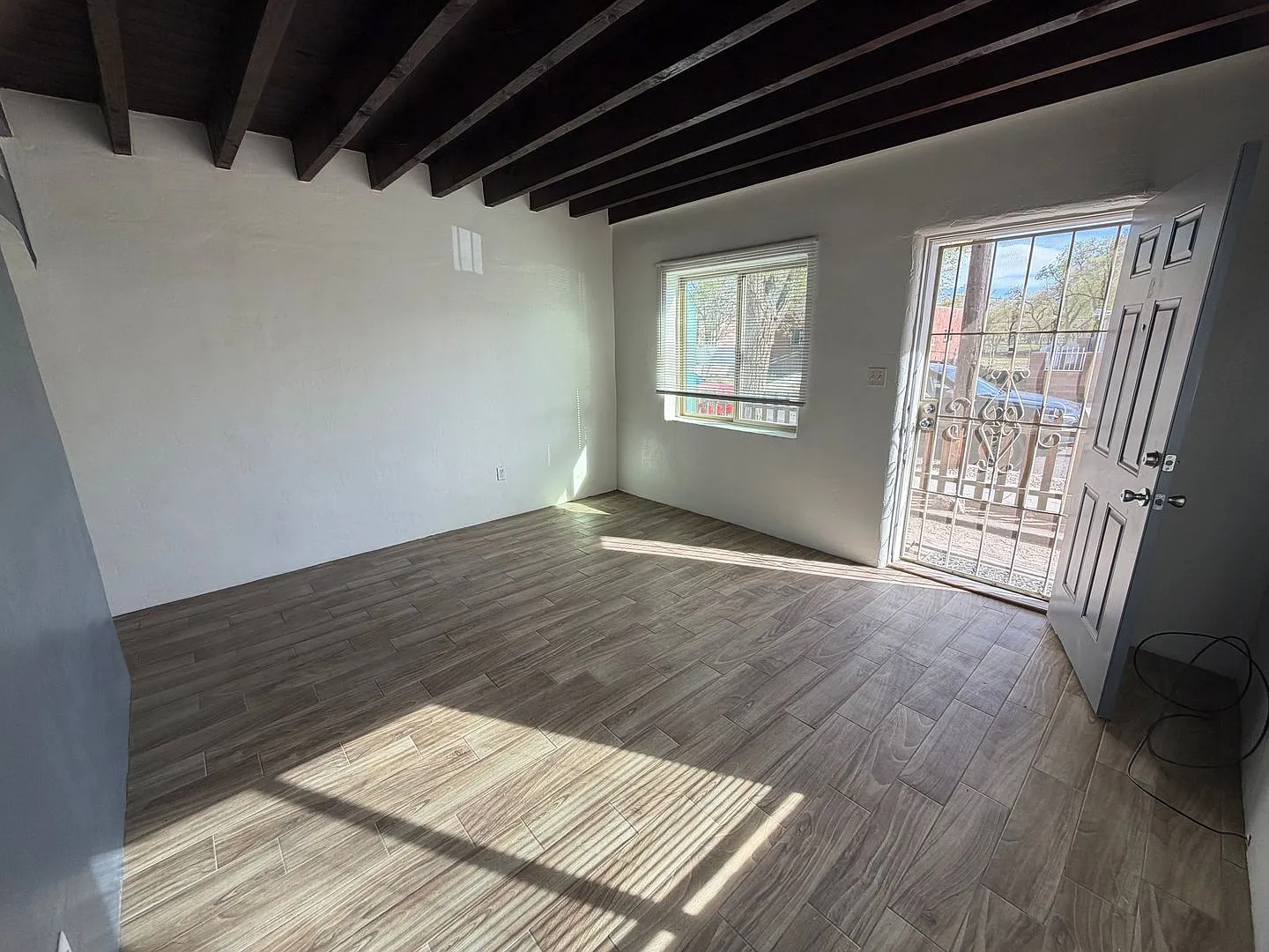New York Apartments — Photo 3