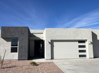 9850 S Rolling Water Dr, Vail, AZ 85641
