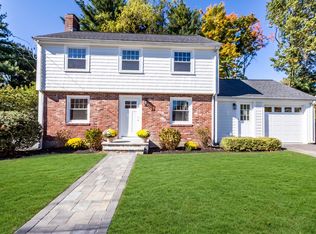32 Centre St, Milton, MA 02186