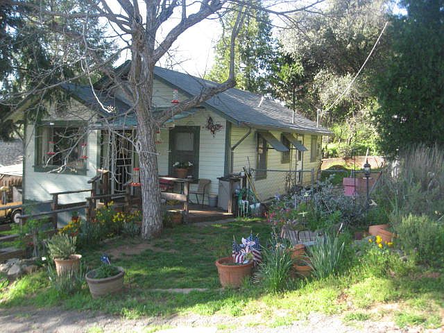 1st image of 18540 Fir Ave