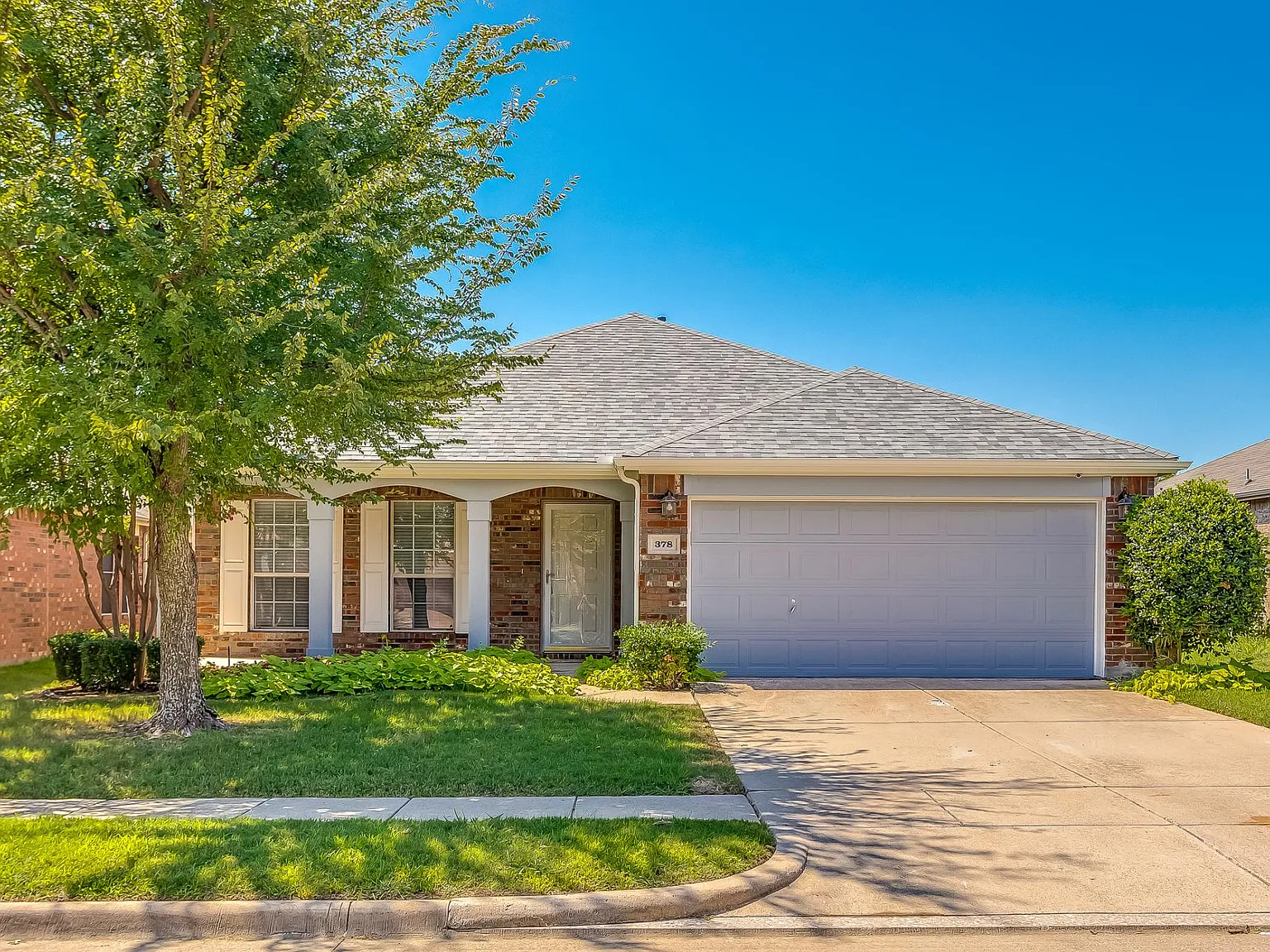 3 bed, 1750 sqft, $2,100 — Photo 1