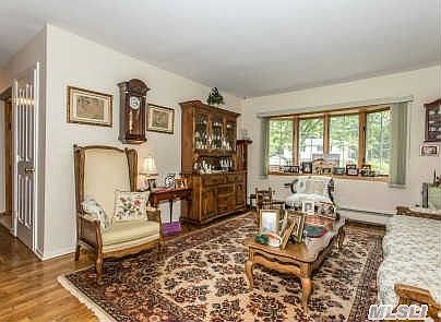 5th image of 37 Ellen Pl