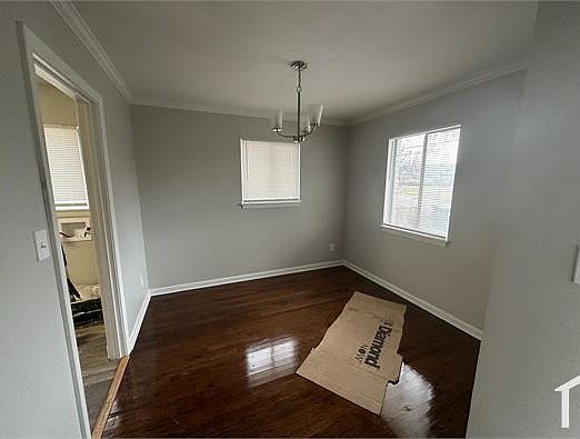 3rd image of 3521 43rd Ave N