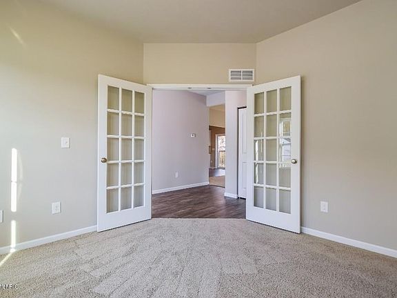 3rd image of 3203 Oakmont Dr