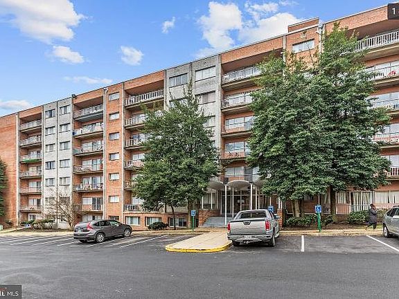 2nd image of 431 N Armistead St APT 102