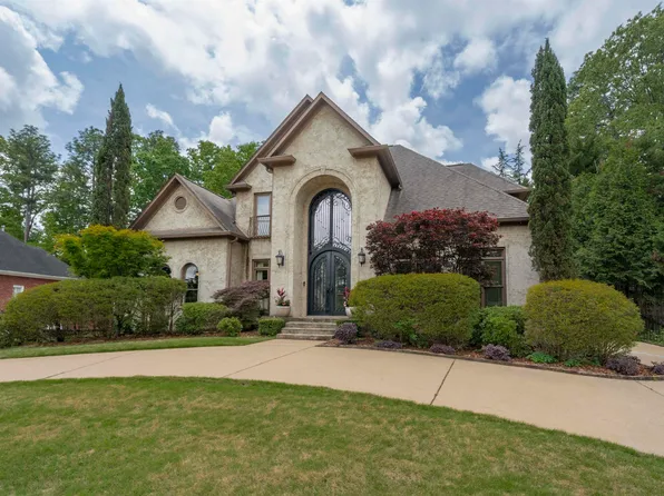 3030 Hampton Cir, Birmingham, AL 35242