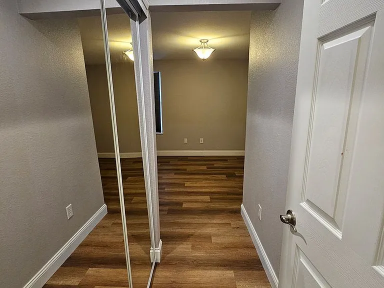 2052 Sunridge Cir — Photo 13