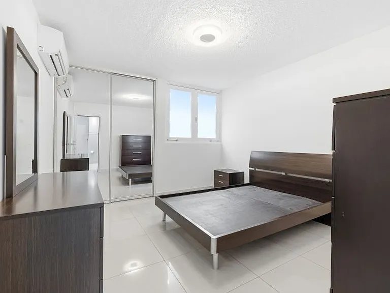 Cond Los Pinos Este 6410 Ave Isla Verde Apt 3A — Photo 16