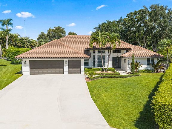 3rd image of 6365 Rock Creek Drive
